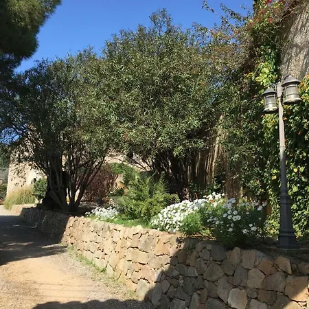 Hotel Masia Can Vive