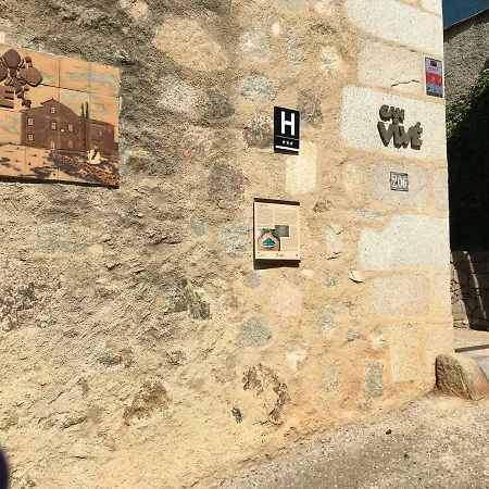 Hotel Masia Can Vive 3*